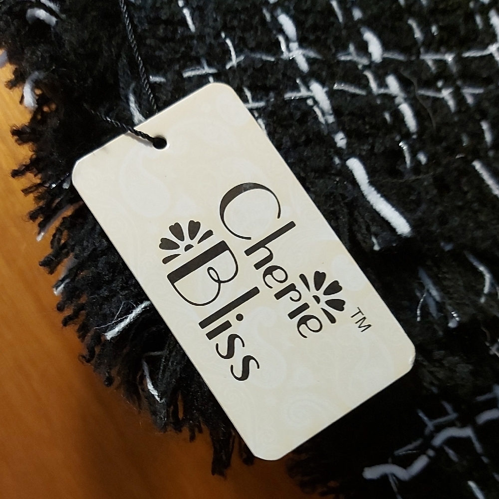 NWT Cherie Bliss Black & White Scarf, Pasmina - Picture 6 of 6